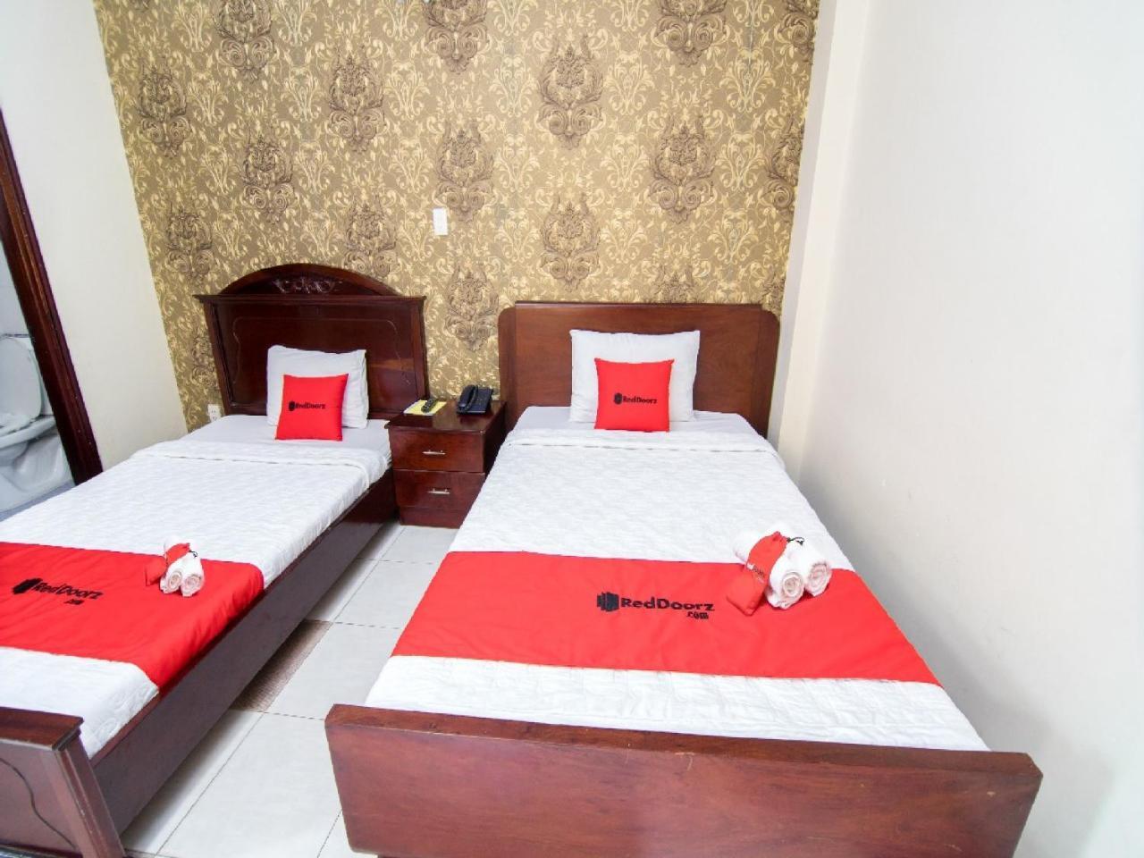 Reddoorz Near 23Rd September Park Hotel Хошимин Екстериор снимка