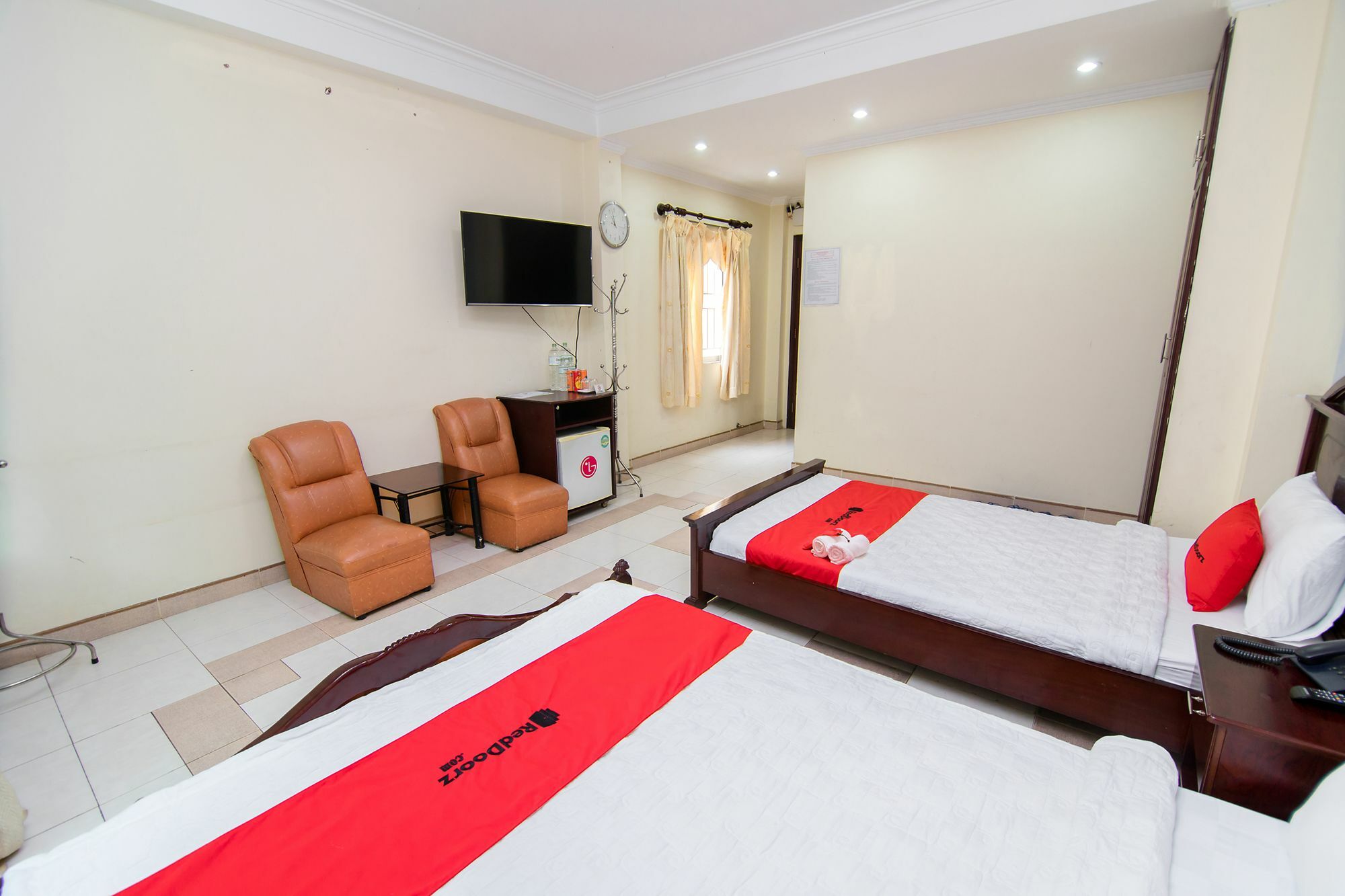 Reddoorz Near 23Rd September Park Hotel Хошимин Екстериор снимка